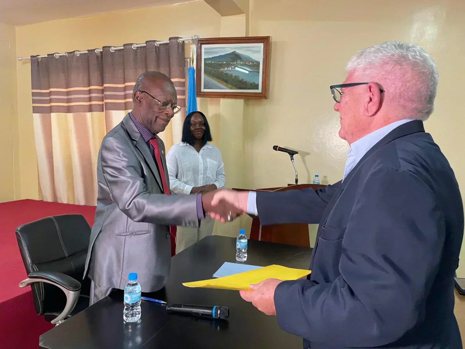 Nueva sede de Coleman Ediciones en Guinea Ecuatorial